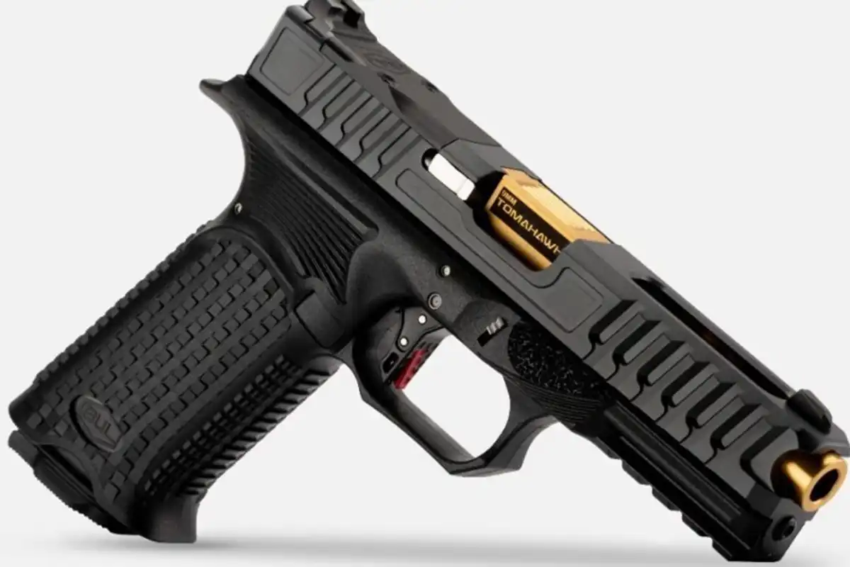 PISTOLET BULAXE FULL SIZE TOMAHAWK NOIR PVD 9X19