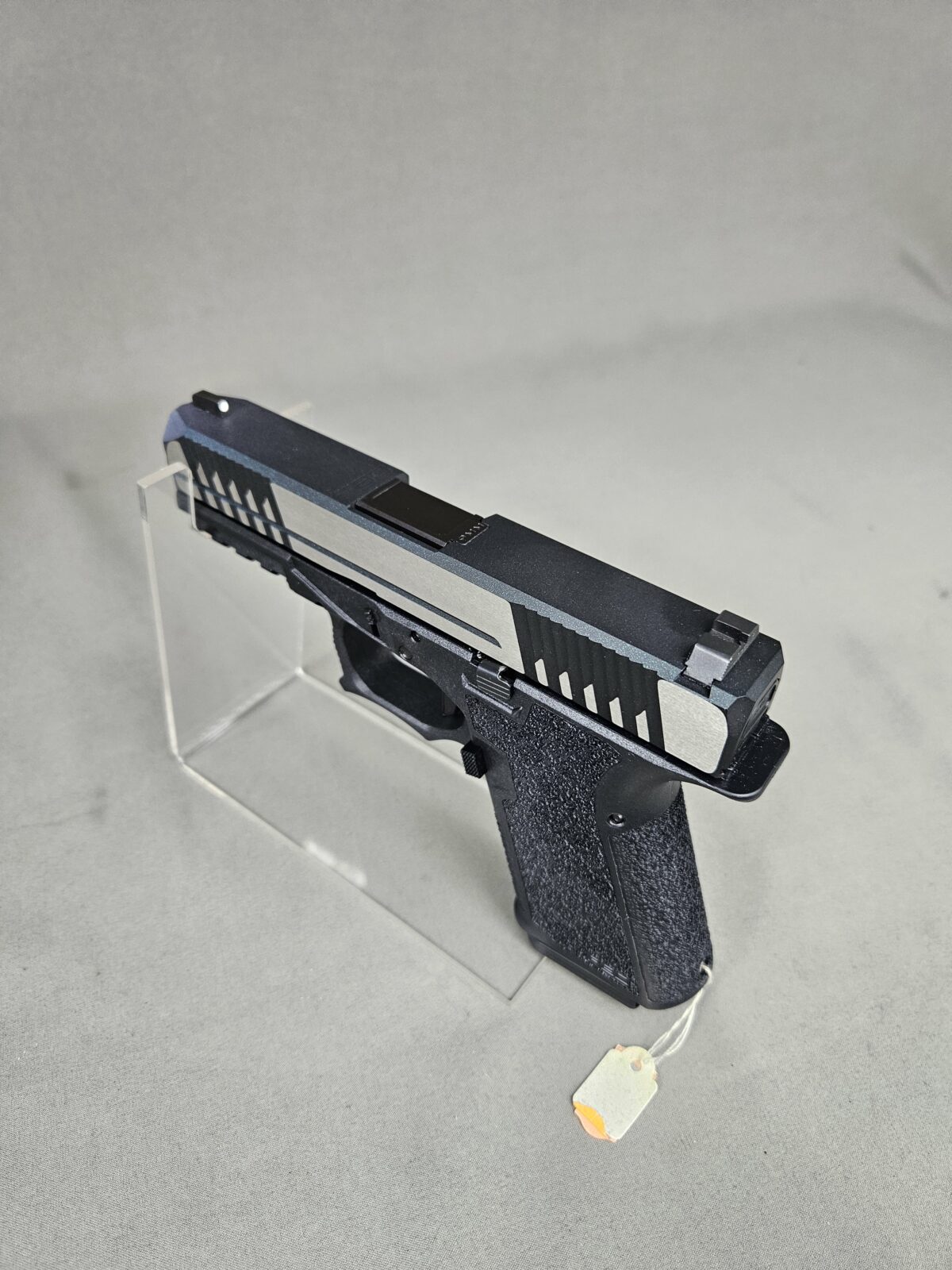 PISTOLET P80 COMPACT CUSTOM TYPHOON NOIR 9X19 – Image 4
