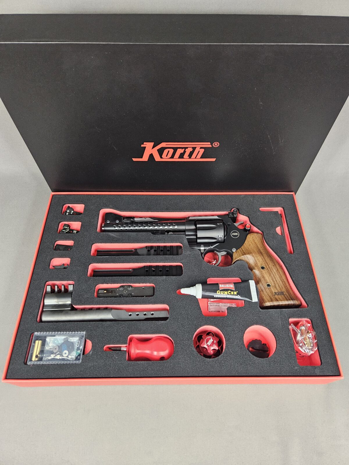 REVOLVER KORTH SUPER SPORT GTS NOIR 5" KIT PERFORMANCE 357 MAG – Image 5