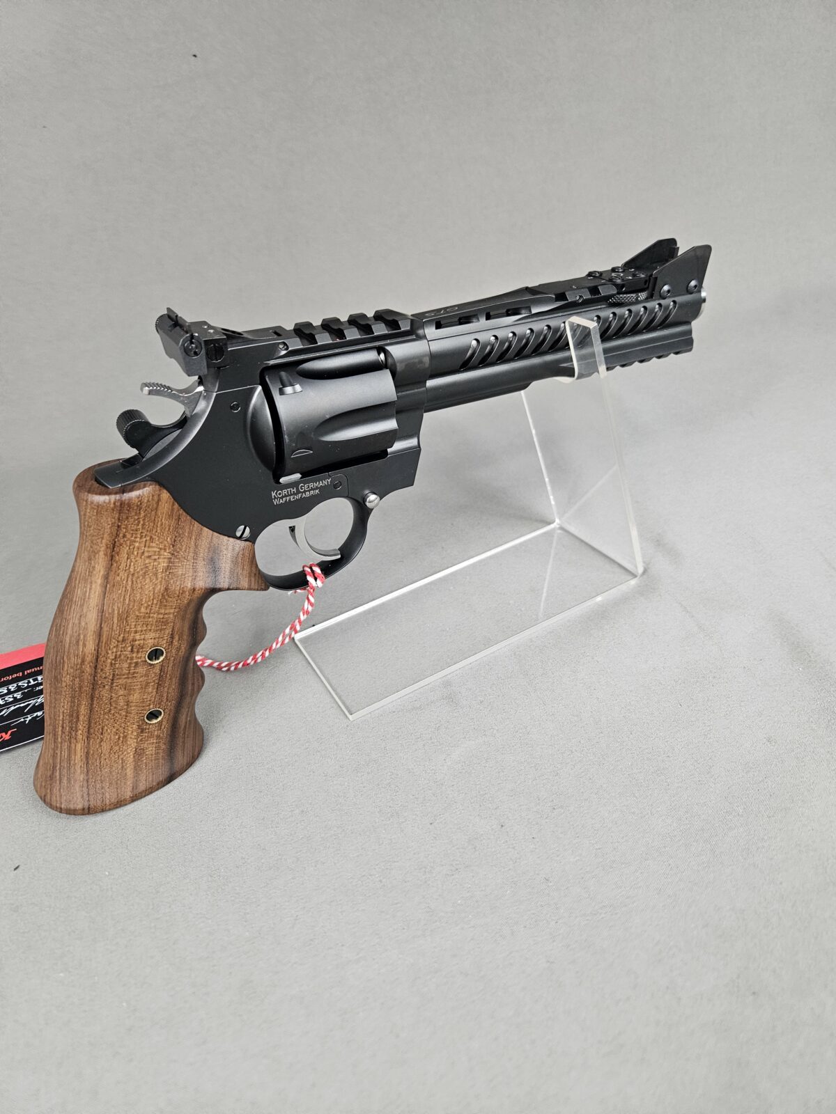 REVOLVER KORTH SUPER SPORT GTS NOIR 5" KIT PERFORMANCE 357 MAG – Image 2