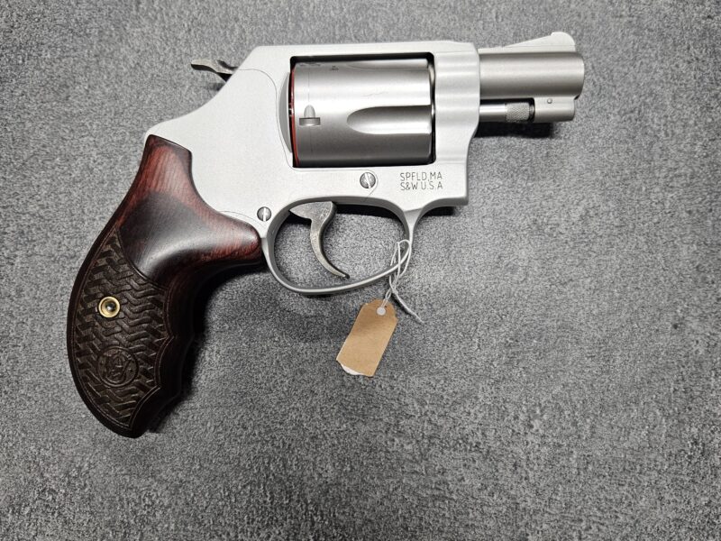 REVOLVER S&W PERFORMANCE CENTER 38SP MOD 637