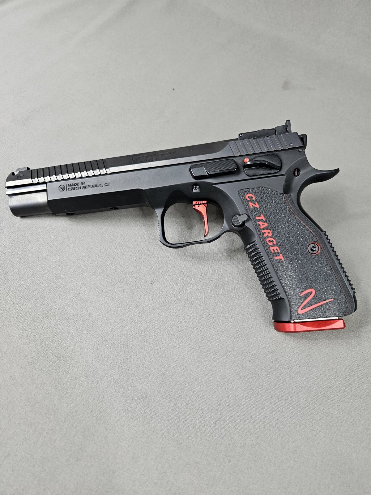 PISTOLET CZ SHADOW 2 TARGET 6" NOIR ET ROUGE 9X19 – Image 3