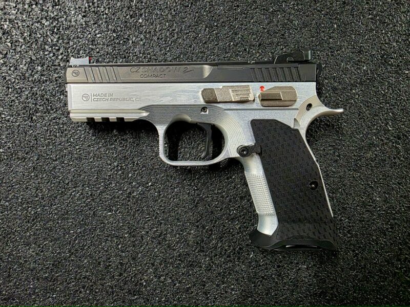 PISTOLET CZ SHADOW 2 COMPACT INDUSTRIAL BLACK INOX 9X19 EDITION LIMITED TS
